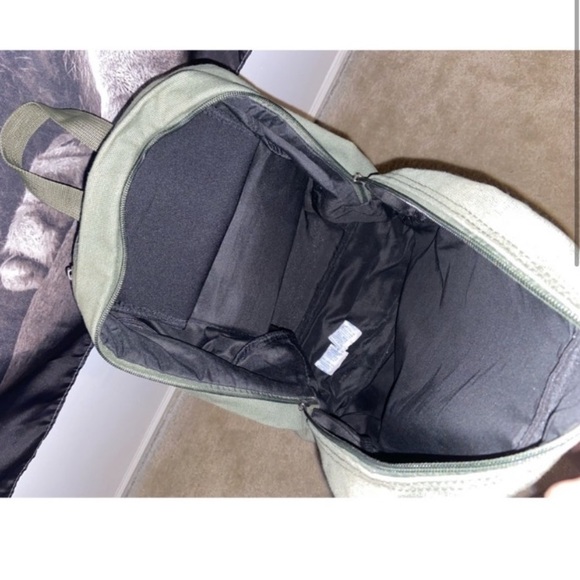 NWOT Imported Bob Marley Backpack with Pins (Unisex) -Canvas Khaki Green Color - Picture 3 of 7